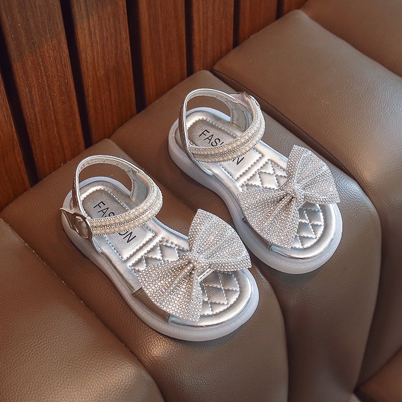 Giày sandal bé gái mã 9905