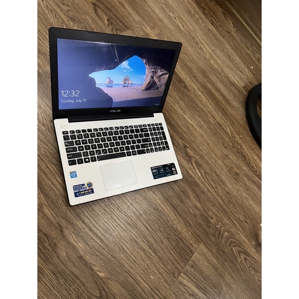 Laptop Asus đồ họa X452C (Core i5 3337U, RAM 8GB, HDD 500GB, Card rời chiến game