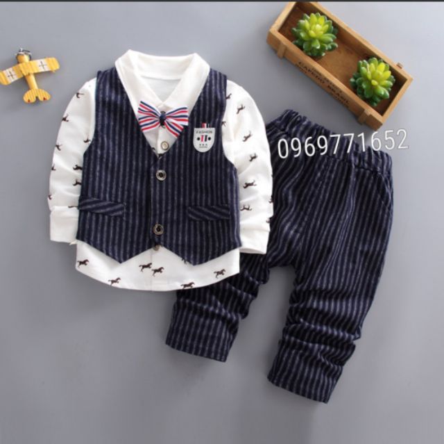 Bộ vest bé trai