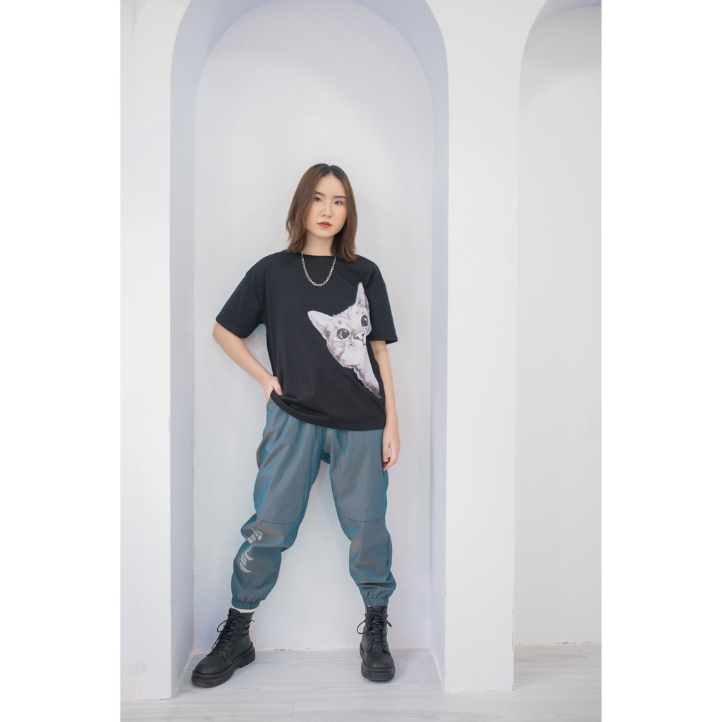 Áo Thun Sneaky Cat | BigBuy360 - bigbuy360.vn