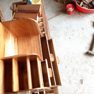 Kệ mỹ phẩm mini ba ngăn