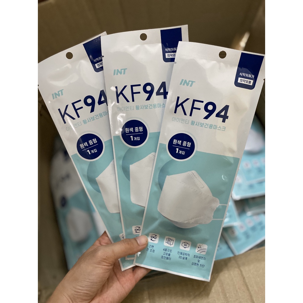 Khẩu trang KF94 4 Lớp Kháng Khuẩn Kiểu Dáng 4D Hợp Thời Trang Chống Bụi Mịn