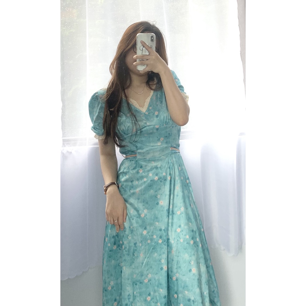 Đầm váy nữ vải lụa hoa nhí dáng dài tay ngắn phồng hai kiểu thắt eo cổ viền ren tiểu thư màu xanh cốm