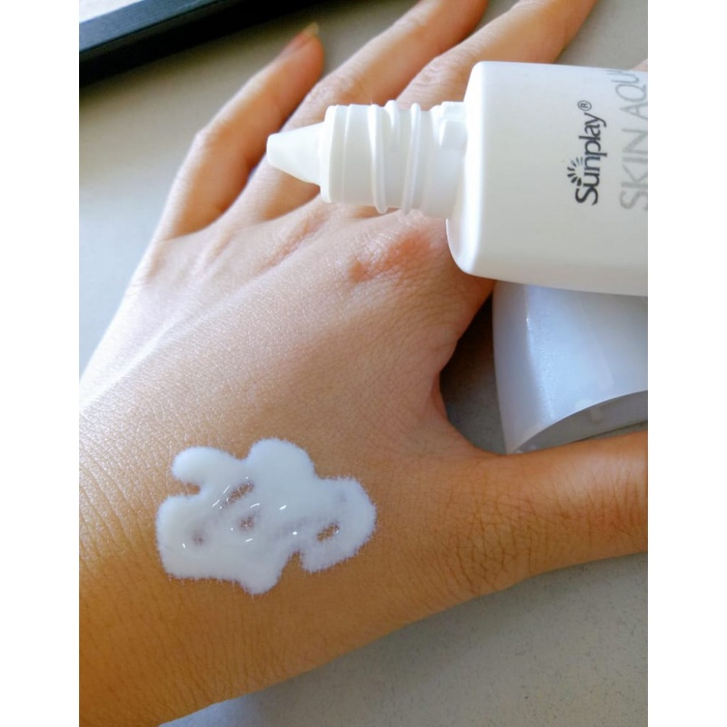 Sữa Chống Nắng Dưỡng Ẩm Cho Da Khô Sunplay Skin Aqua Uv Moisture Milk Spf50+, Pa++++ 30g/70g