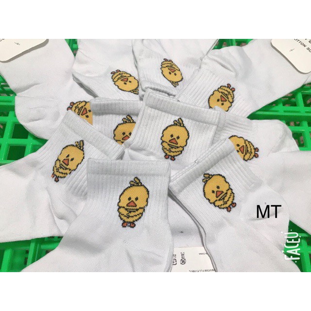 Tất Vớ Vịt Vàng Cổ Cao Uzllang Siêu Xinh