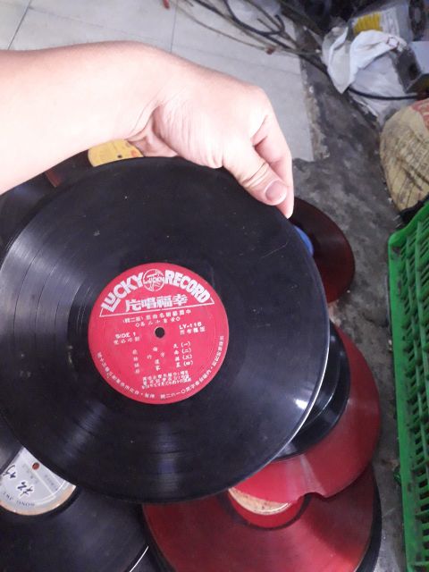 Combo 10 đĩa than cổ để trưng bày trang trí quán. 589nhattao