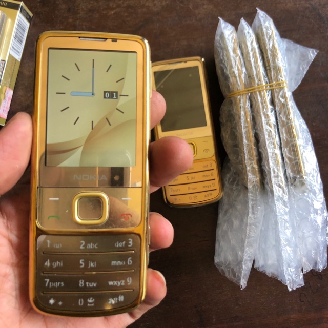 Điện thoại Nokia 6700 chính hãng