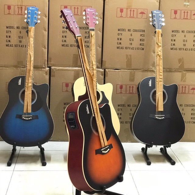 Đàn Guitar Rosen G11NEQ Phiên bản EQ-LC5 kết nối ra loa