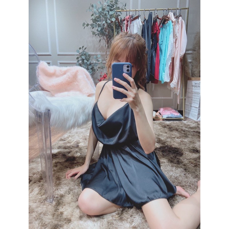 Váy ngủ nữ, váy 2 dây cổ đổ hở lưng chất lụa satin, có kèm quần ngắn bên trong, phom váy đẹp, gợi cảm cho phái nữ | BigBuy360 - bigbuy360.vn