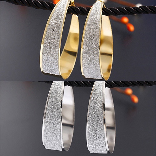 Hoa tai dạng vòng to thời trang dành cho nữ