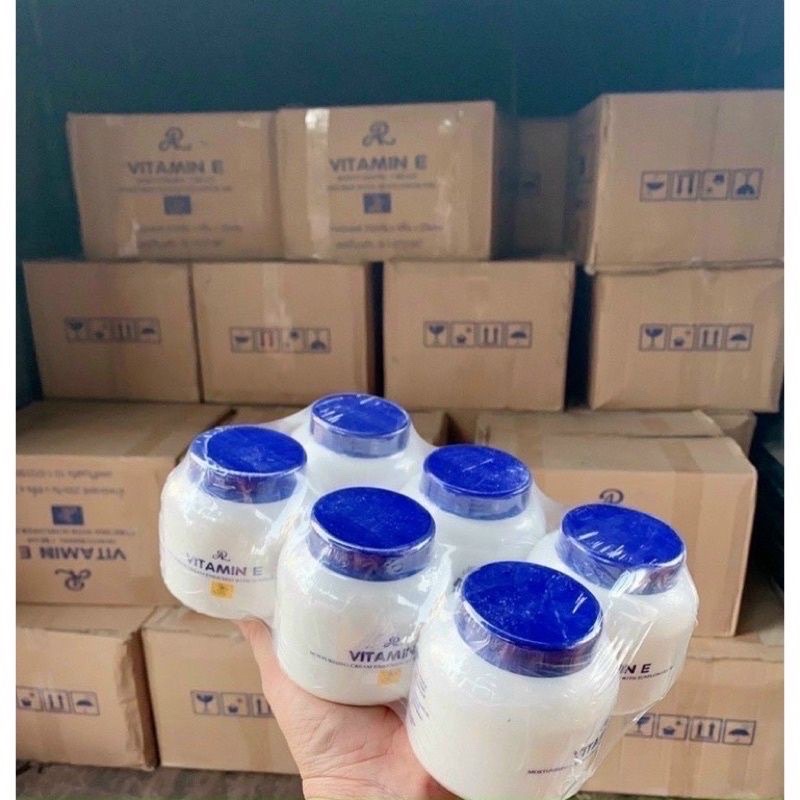 Kem Dưỡng Ẩm Vitamin E Thái Lan Mẫu Mới