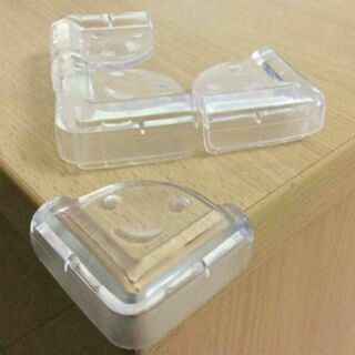 Sét 4 miếng bịt góc bàn silicon