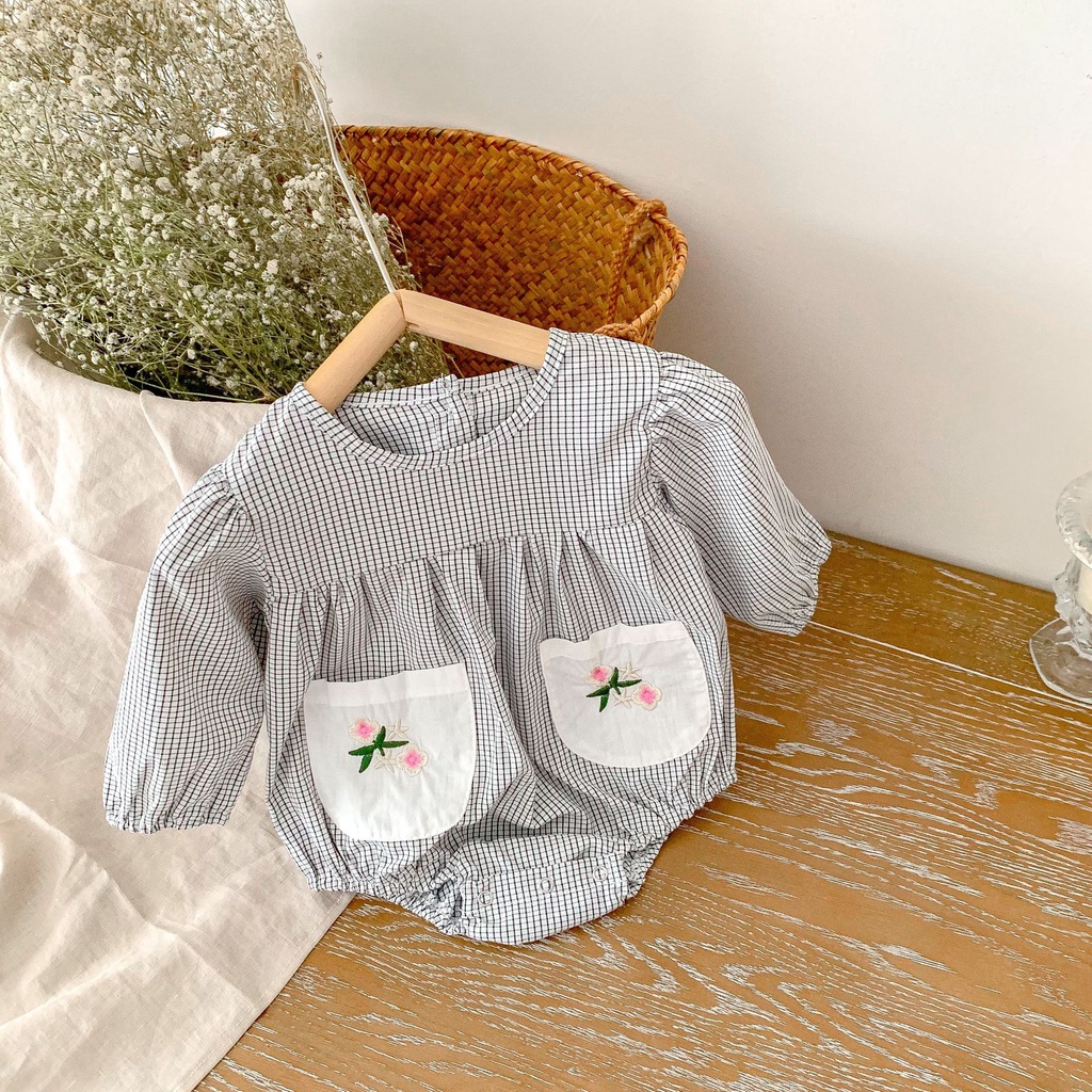 Bộ Áo Liền Quần Dài Tay Cổ Tròn Thêu Hoa Thời Trang Xuân Thu Cho Bé