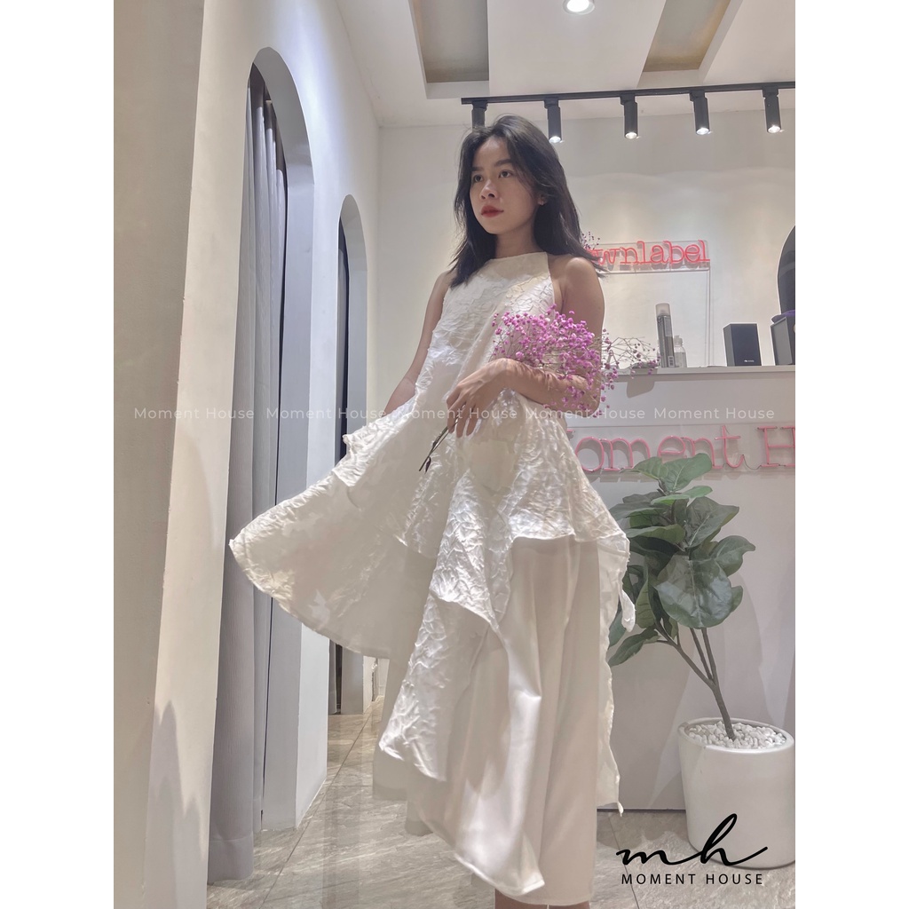 STORM DRESS, đầm yếm họa tiết hoa nổi, phối voan lụa mặc bồng bềnh rất đẹp,hàng thiết kế,freesize dưới 60kg | BigBuy360 - bigbuy360.vn