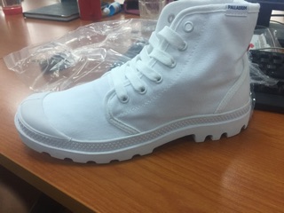 Palladium real, white. Full box