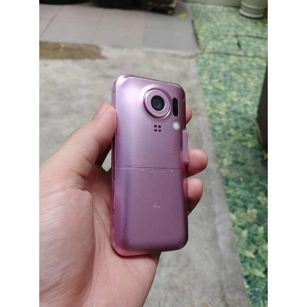 Điện thoại Nhật Sharp SH-02B