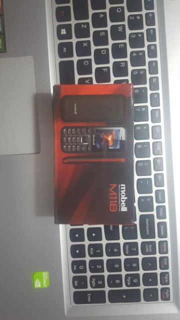 Điện thoại Mobell M118 Màn hình màu Bảo hành 12 tháng | BigBuy360 - bigbuy360.vn