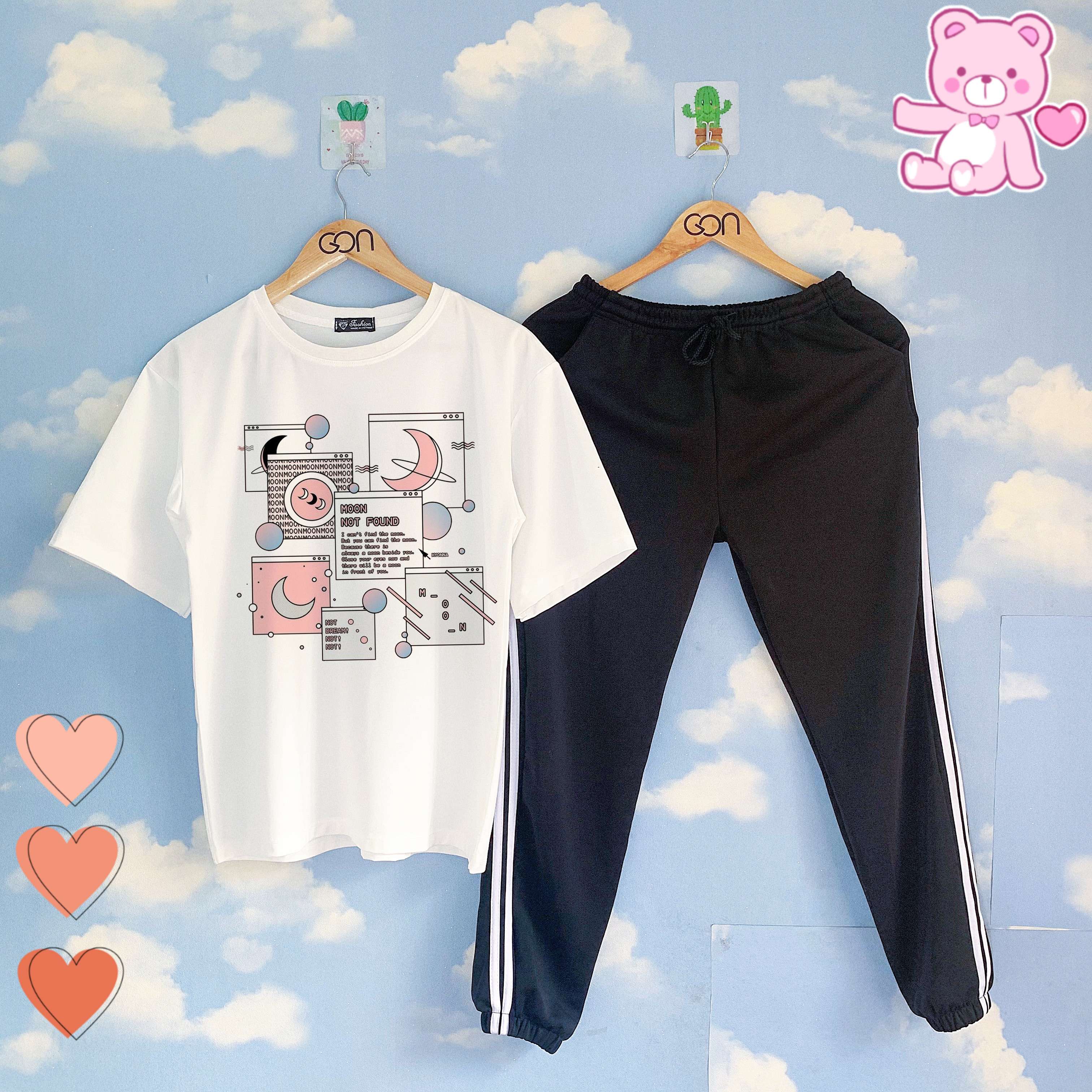 [Mã FAMAYWA2 giảm 10K đơn 50K] Set đồ bộ nữ nam áo thun tay lửng, quần kẻ 3 sọc C12 | BigBuy360 - bigbuy360.vn