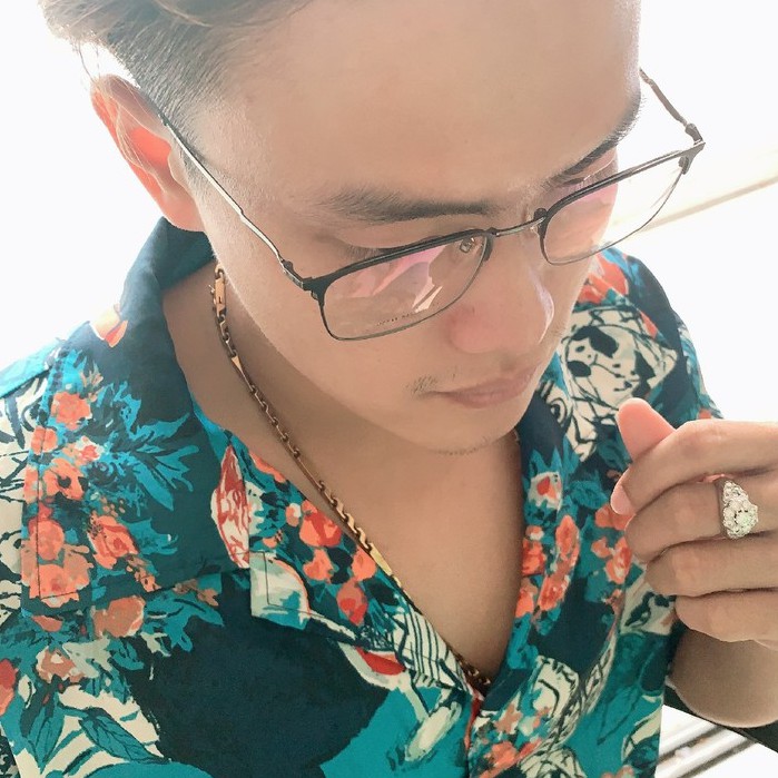 Gọng kính Vuông Hợp Kim Siêu Nhẹ Ouress J7711 Cực Nhẹ Nam Tính
