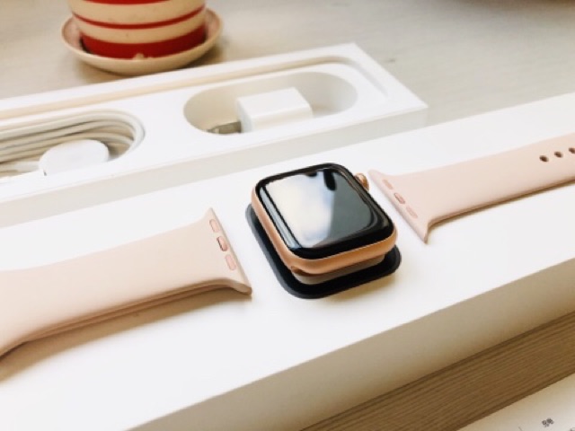 Đồng Hồ Thông Minh Apple Watch Series 4 40mm LTE Rose Full box