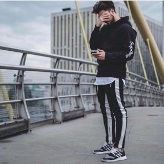 TRACK PANTS