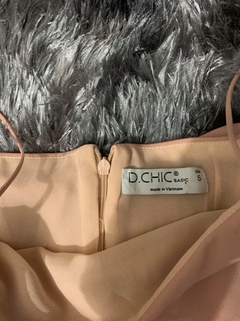 Váy d.chic sz S màu hồng paste