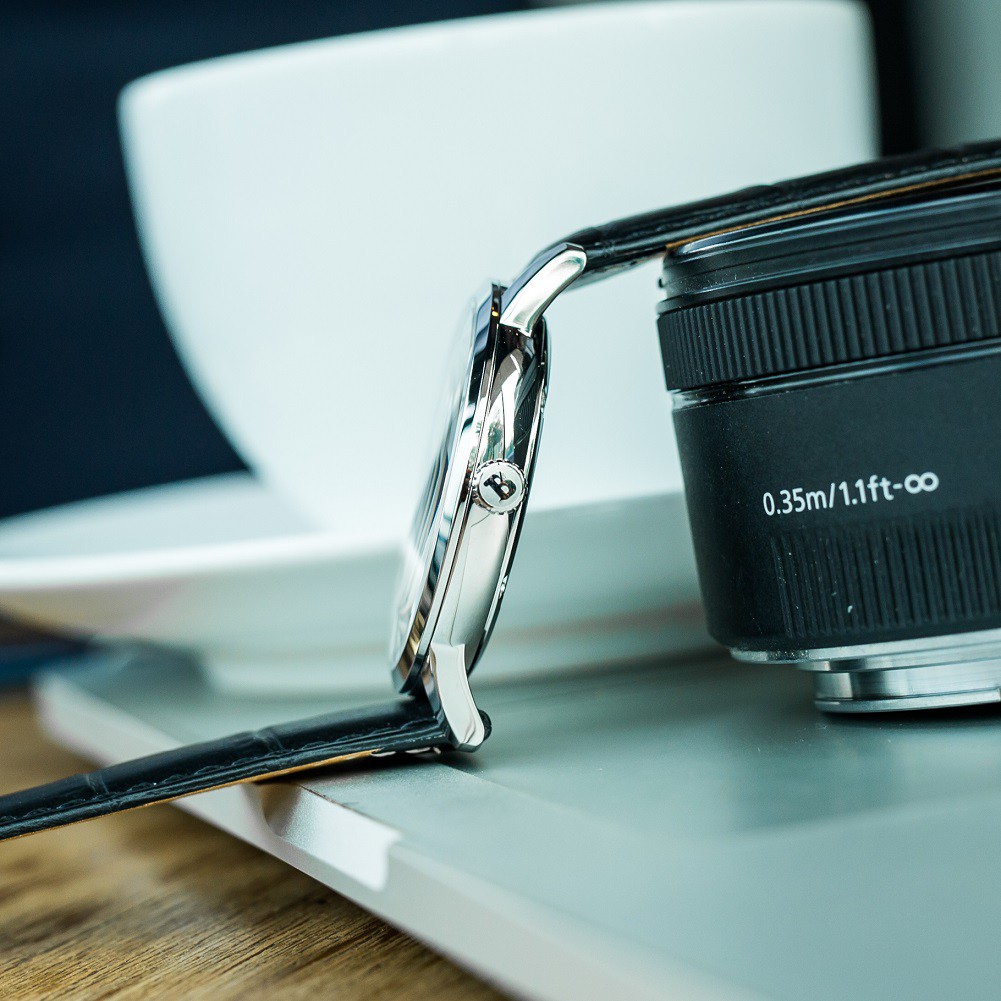 Đồng hồ điện tử nam Bentley dây da BL1806-10MWWB chính hãng, fullbox bảo hành toàn cầu