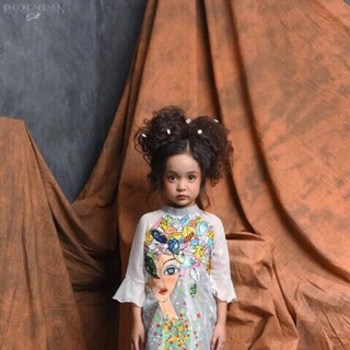 Áo dài tay loe cho bé gái