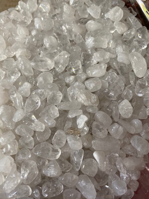 100g đá vụn tự nhiên thanh tẩy - hút năng lượng ( đã được khai quang, trì chú xin lộc ) | BigBuy360 - bigbuy360.vn