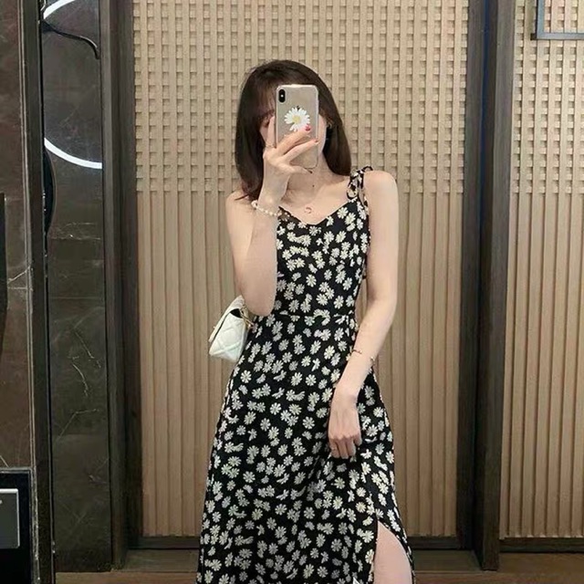 Đầm dài hai dây hoa cúc trắng xẻ đùi trend - Daisy1 Dress | BigBuy360 - bigbuy360.vn