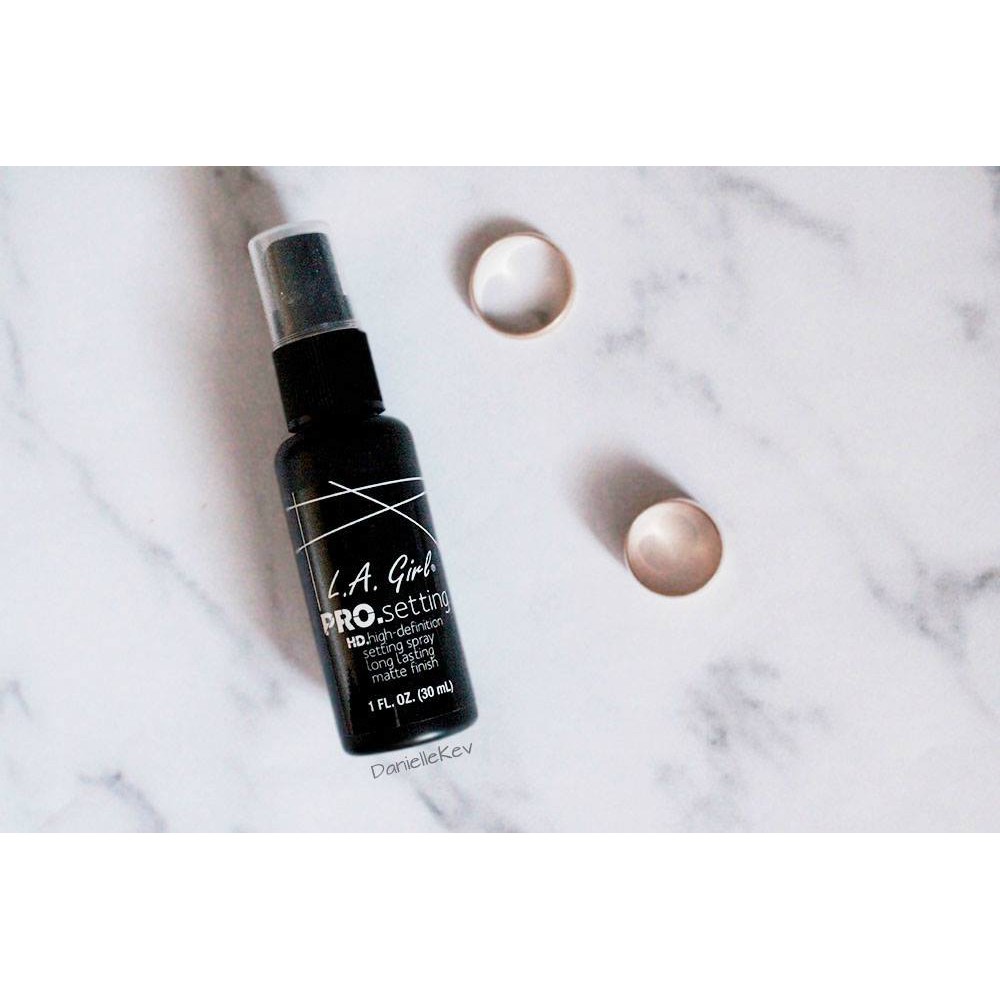 Xịt Khoáng Khóa Nền Make Up LA Girl Pro Setting Spray 30ml | BigBuy360 - bigbuy360.vn