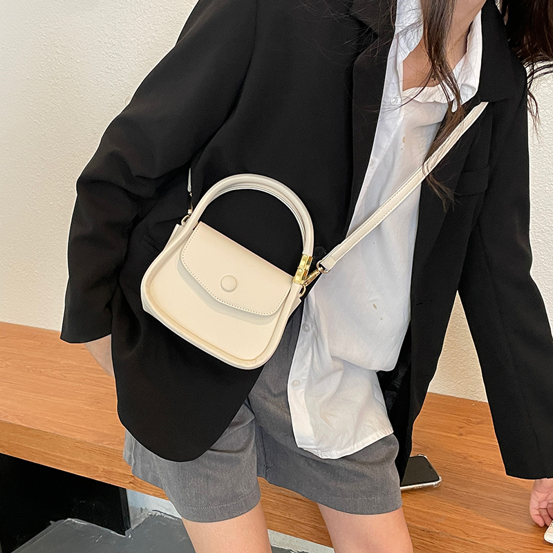 Túi Xách Nữ Kiểu Dáng Thời Trang Cá Tính