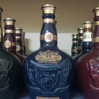 Vỏ chai chivas 21