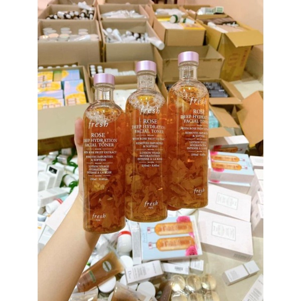 Nước hoa hồng FRESH ROSE DEEP HYDRATION FACIAL TONER