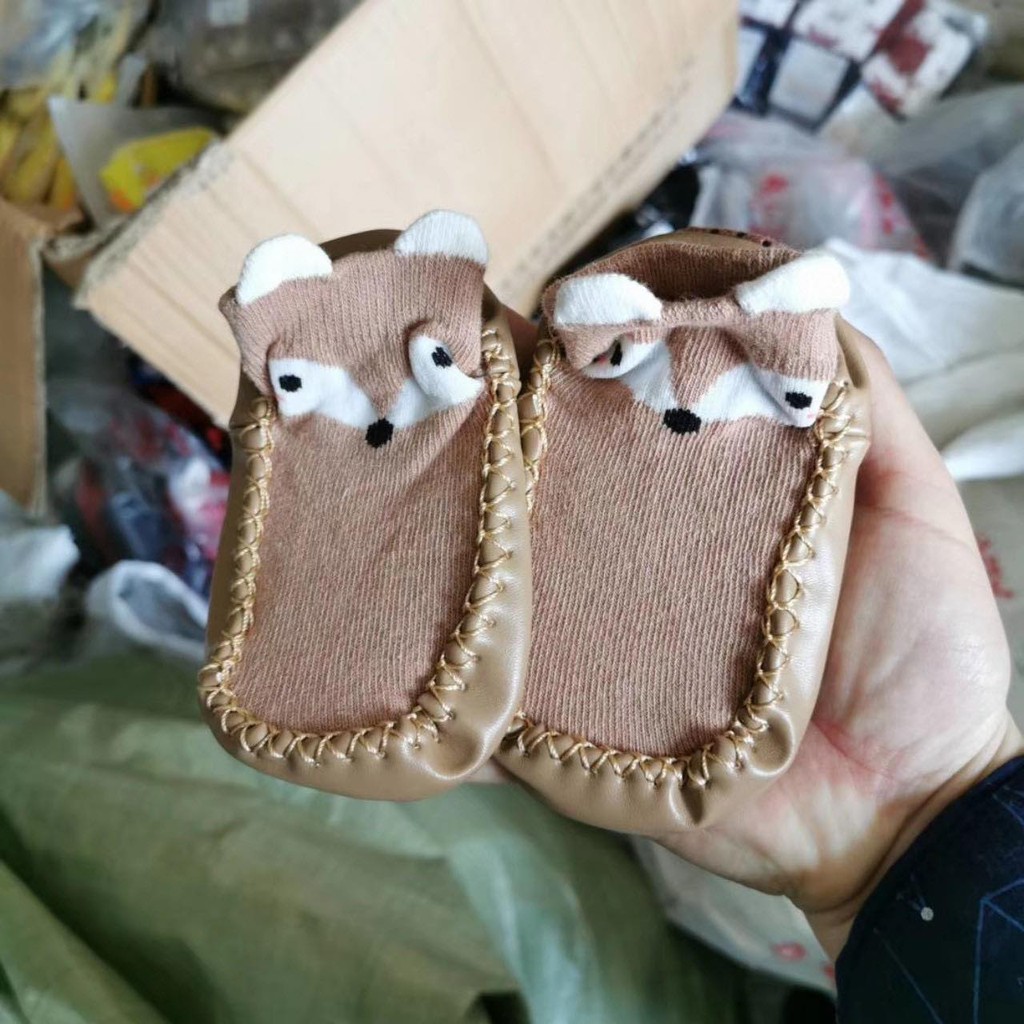 Tất giày tập đi hình thú cho bé 10-12cm
