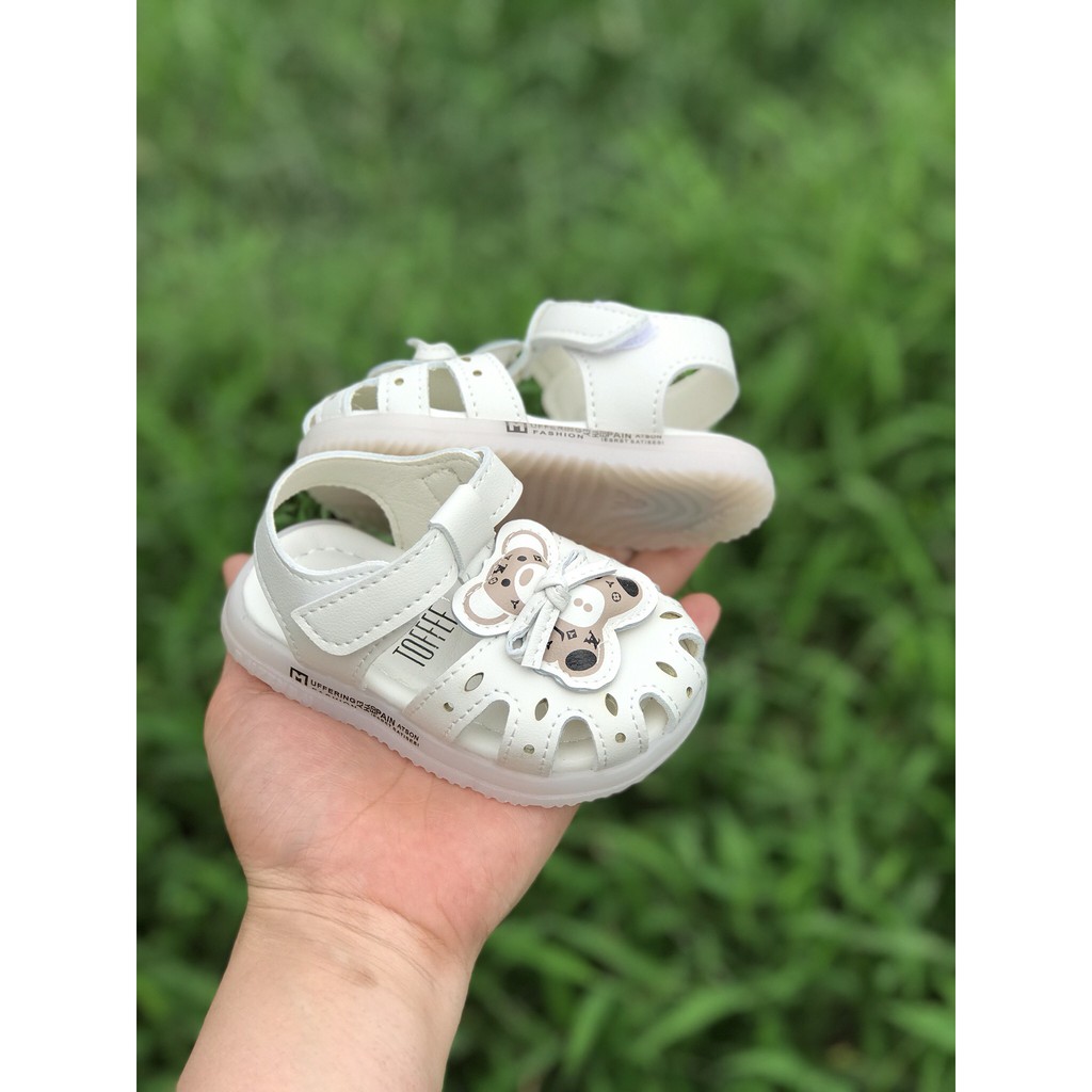 sandal tập đi hình gấu có đèn led mã mới Kb-13