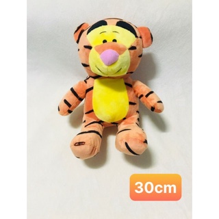 Gấu bông cọp bạn gấu Pooh.