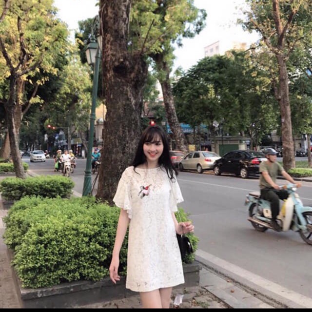 Set đầm ren kèm áo lót, 2 màu trắng và đen
