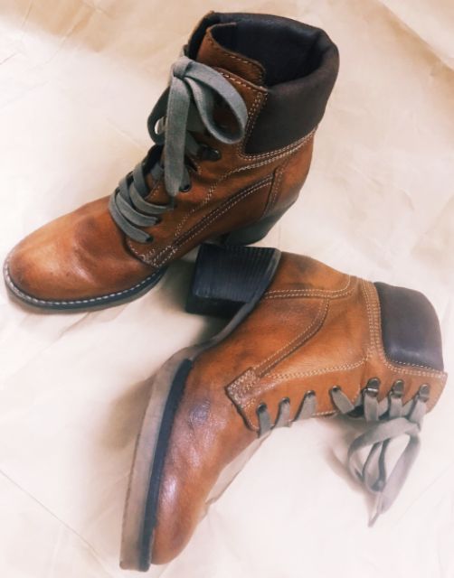BOOT HIỆU MANAS DA BÒ THẬT TỪ ITALY