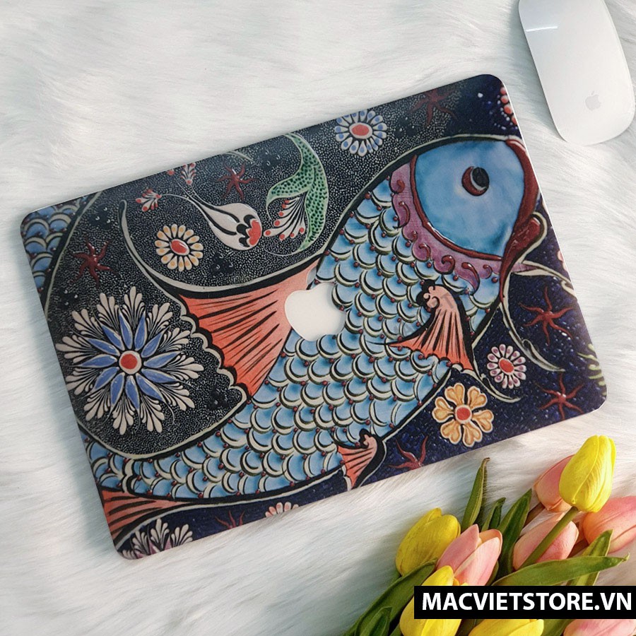 [3-IN-1] Ốp Macbook, Case Macbook Hình Cá Chép (Tặng Kèm Nút Chống Bụi Và Kẹp Chống Gẫy Sạc)