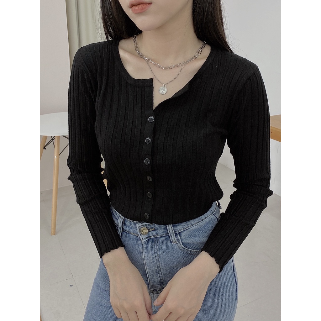 ÁO LEN GÂN KHUY XẺ GIỮA