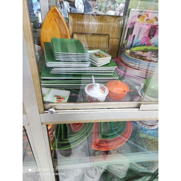 Mâm và khay (nhựa,  melamin )các loại cao cấp( hoa văn và khay trắng)