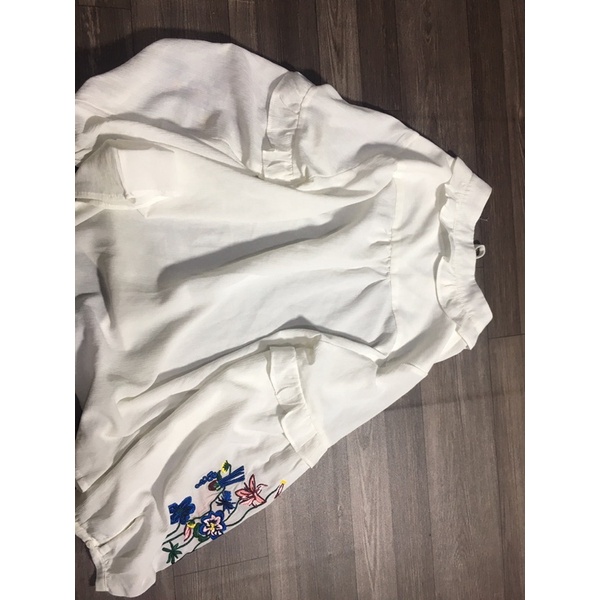 Áo tiểu thư thêu hoa thời trang Quảng châu sale siêu rẻ