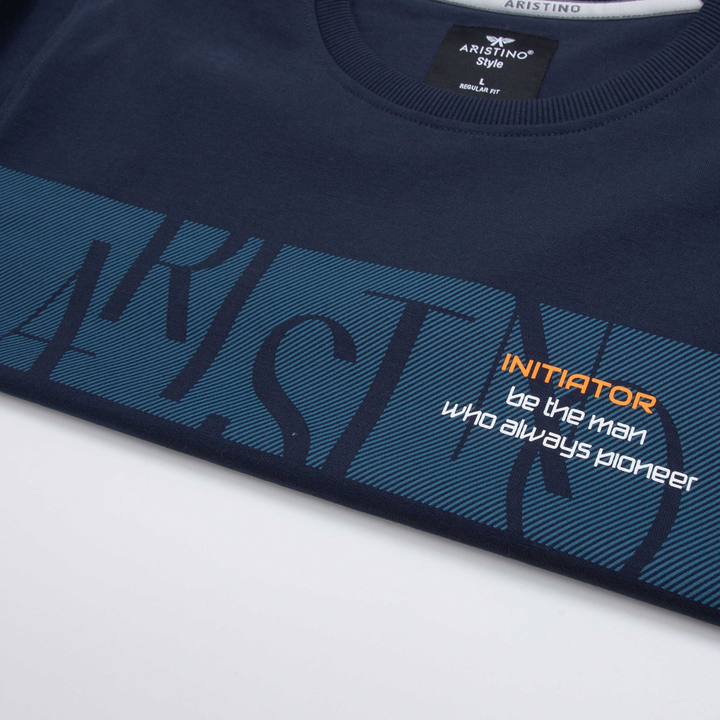 Áo nỉ nam dài tay bo gấu Aristino họa tiết in thân trước thời thượng, nam tính - ASW009W2