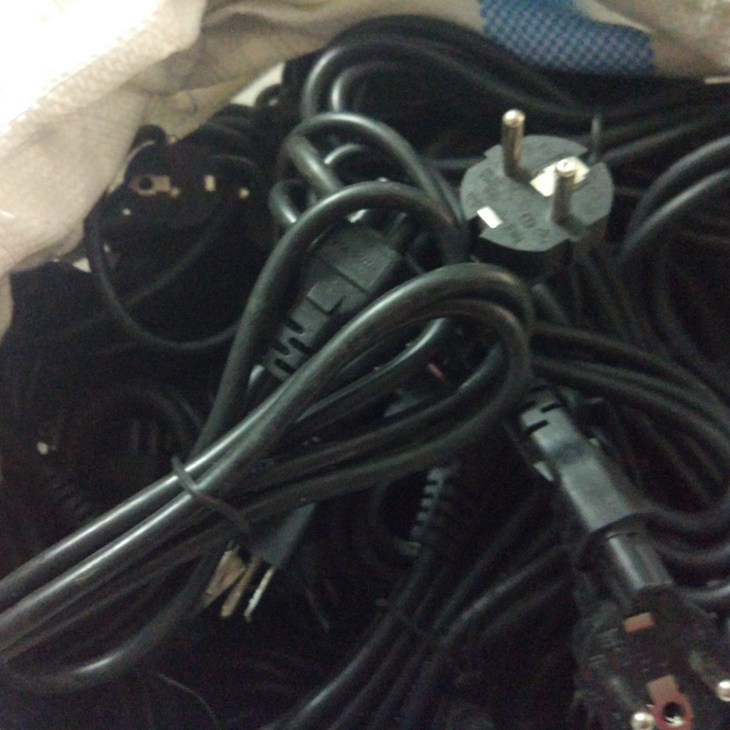 Dây nguồn cho bộ sạc laptop, dây nguồn 3 chấu cho cục sạc máy tính laptop