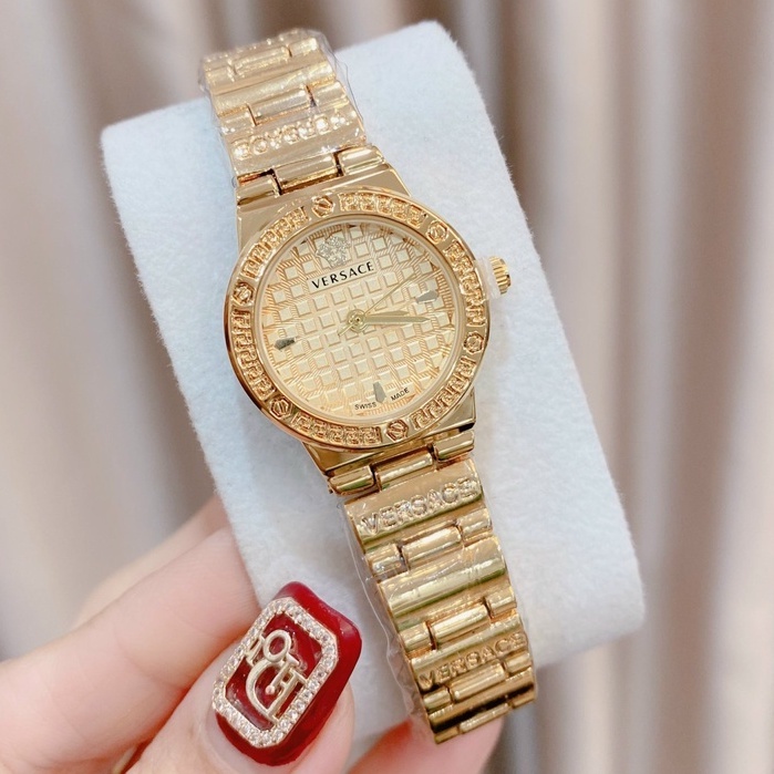 Đồng hồ thời trang nữ đeo tay VERSACE dây thép không gỉ mạ vàng mặt đính đá cao cấp chống nước chống xước | BigBuy360 - bigbuy360.vn