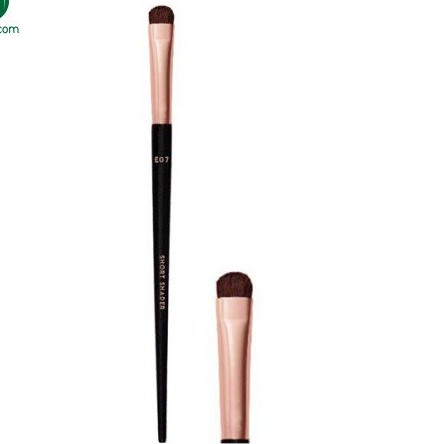 Cọ Đánh Phấn Mắt Đầu Ngắn Vacosi Makeup House E07