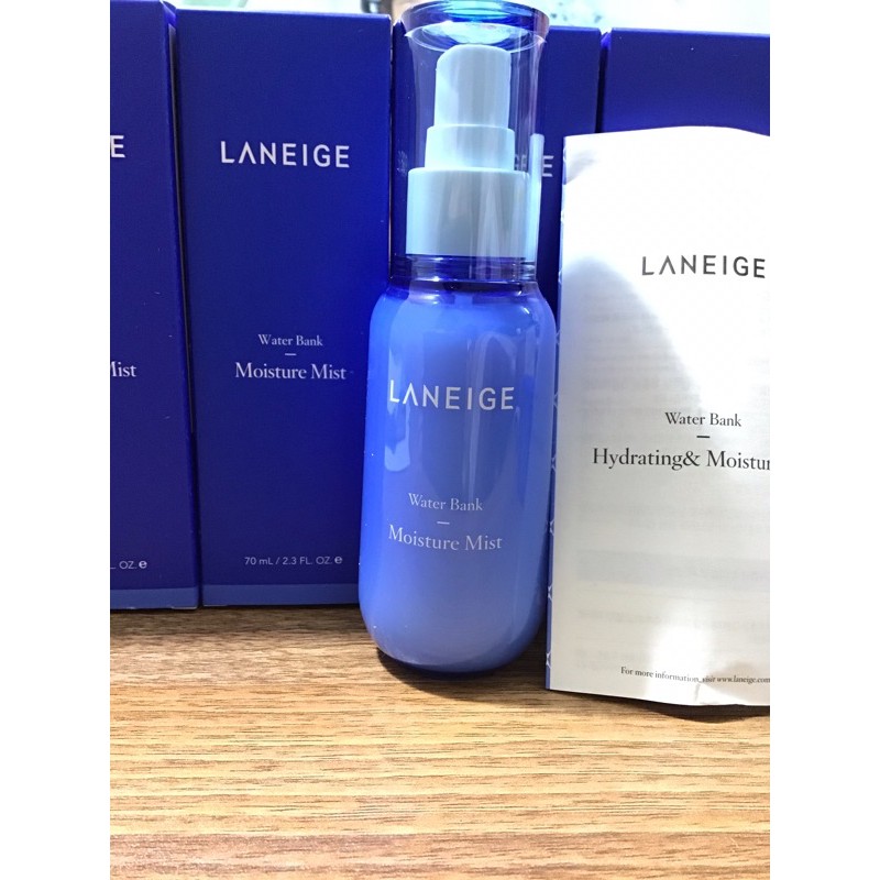 Xịt khoáng Laneige Water Bank- moisture Mist siêu cấp ẩm 30ml/70ml( hàng store)