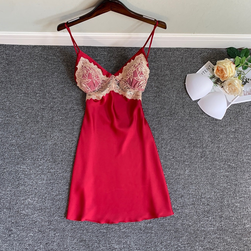 Đầm Ngủ Lụa Hai Dây Có Mút Đệm Ngực Hở Lưng Gợi Cảm Thời Trang Xuân Hè