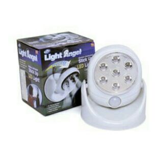 Đèn led cảm ứng hồng ngoại